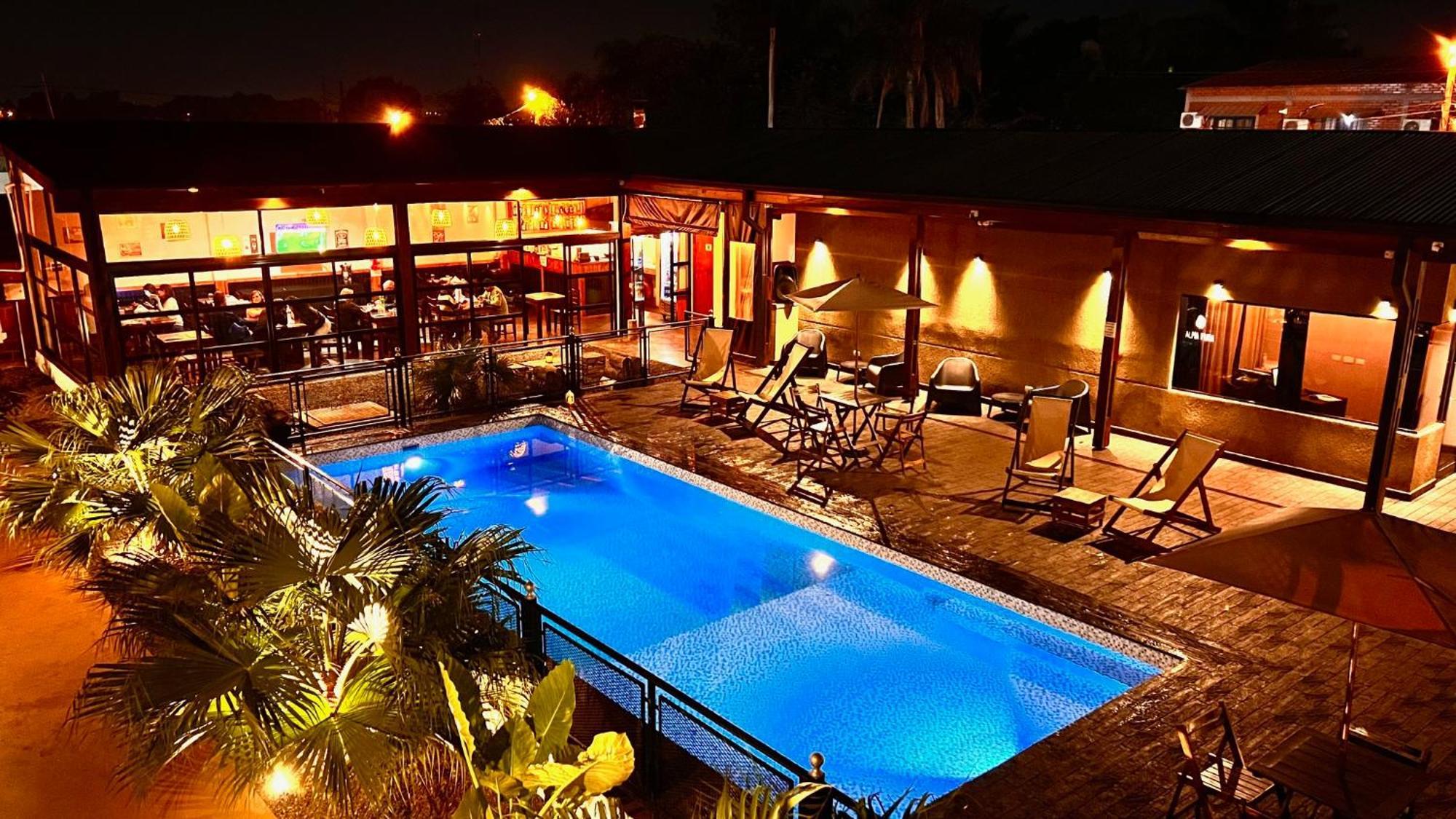 Alma Pura Hotel 푸에르토이과수 외부 사진